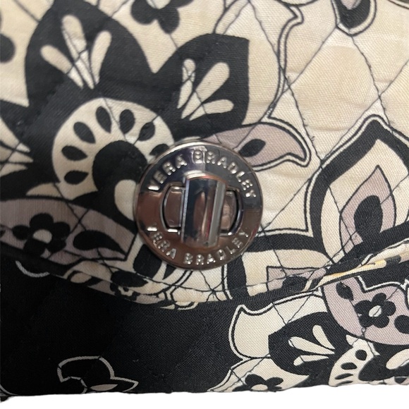 Vera Bradley Wristlet - Midnight Paisley Wallet - Picture 2 of 7